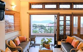 River Breeze Home A Comfort Stay